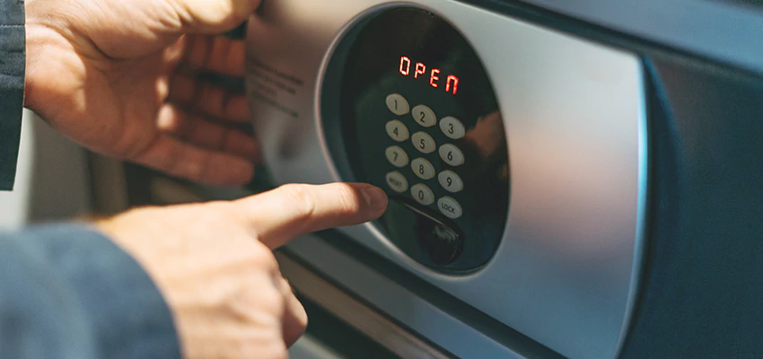 Cash Safe Openers in Calexico, California