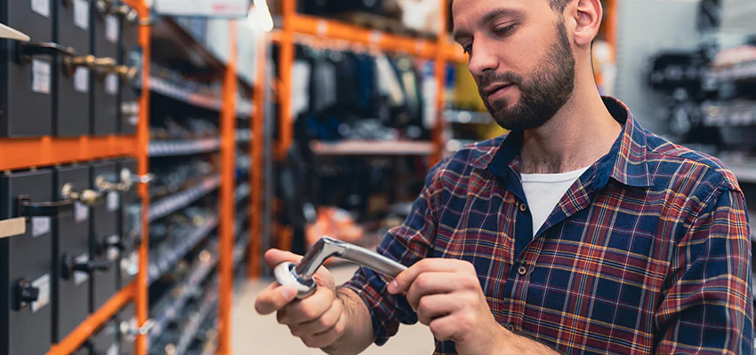 Locksmith For Retail Stores Lockout Services in Calexico, California