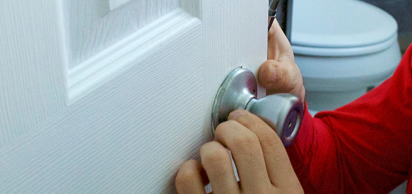 Vintage Door Knob Replacement in Calexico, CA